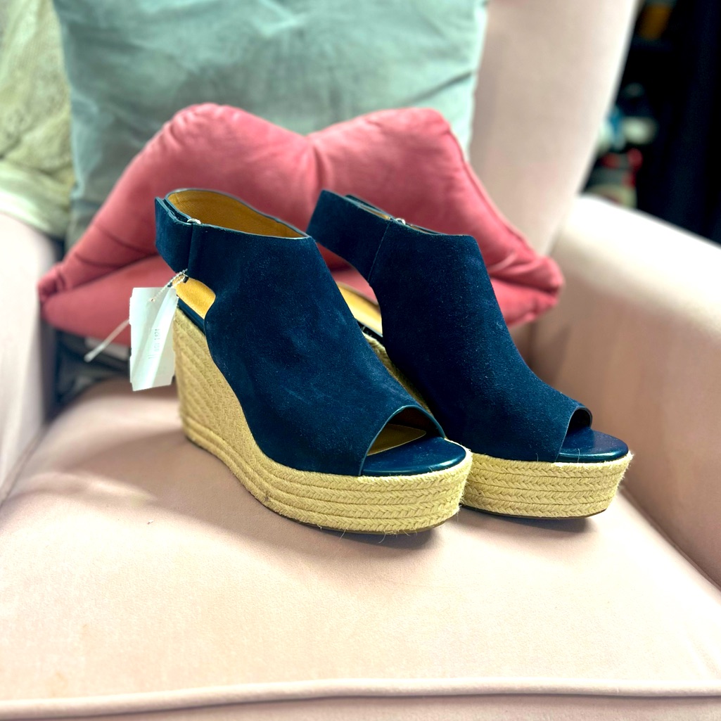Nwt Aerosoles Martha Stewart Collection Hillside Espadrilles 11 Nwt Aerosoles Martha Stewart Collection Hillside Espadrilles 11